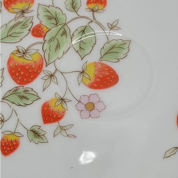 HP Vintage Dolphin Japan Porcelain Berry Strawberry 2 Snack Plate Cup Set 1-2 - Picture 10 of 13